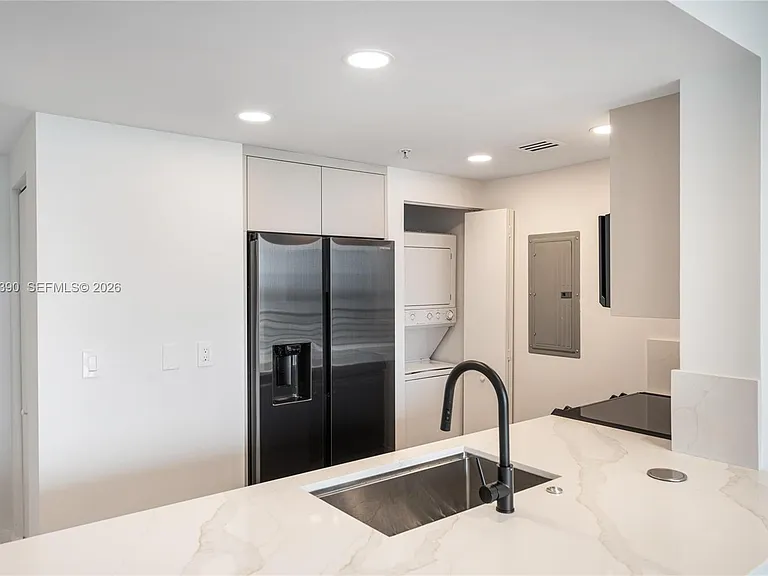 325 Biscayne Blvd #2920 — Photo 11