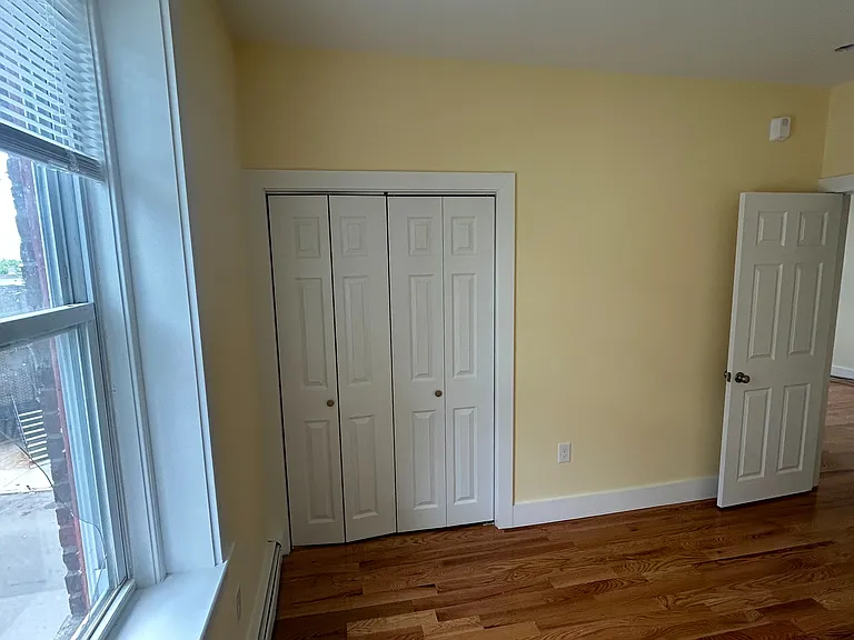 2 Malden St #3B — Photo 9