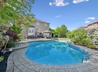 2283 Briargrove Cir, Oakville, ON L6M5A5
