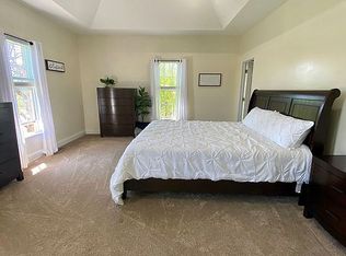 462 Pineview Dr, Gallipolis, OH 45631