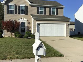 1376 Celtic Dr, Pataskala, OH 43062