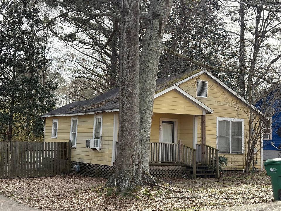 1st image of 623 Fairground St