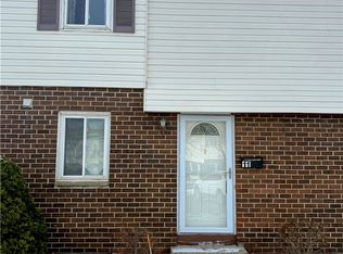 11 Fox Ct, Rochester, NY 14606