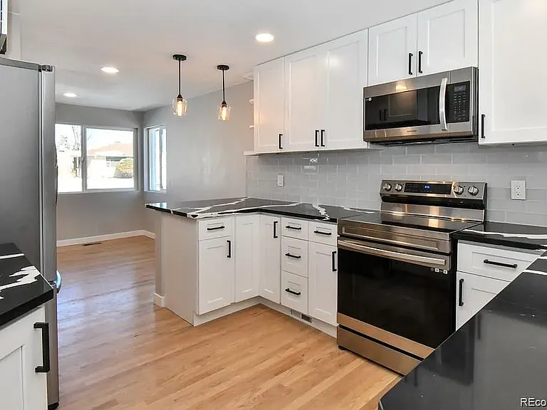 4698 E Montana Pl — Photo 4