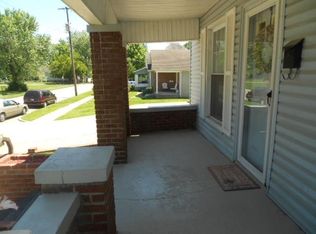 407 S 7th St, West Terre Haute, IN 47885