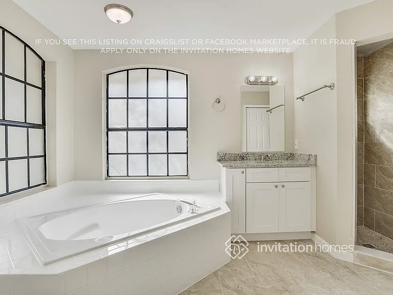 2621 Alclobe Cir — Photo 11