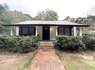 28 2nd Ave, Ridgeland, SC 29936