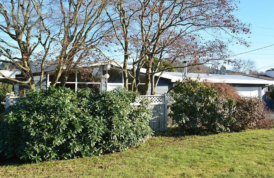 1st image of 4324 123rd Ave SE #0