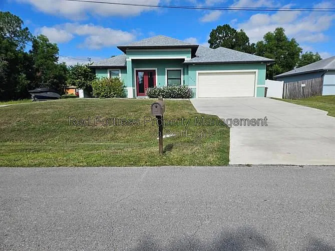 3 bed, 3.5 bath, 1752 sqft, $2,300 — Photo 1