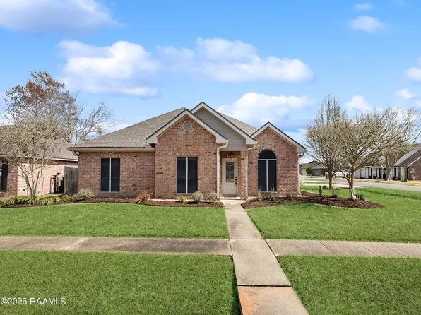100 Bull Run Cir, Broussard, LA 70518