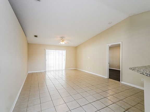 4th image of 4606 Horseshoe Pick Ln