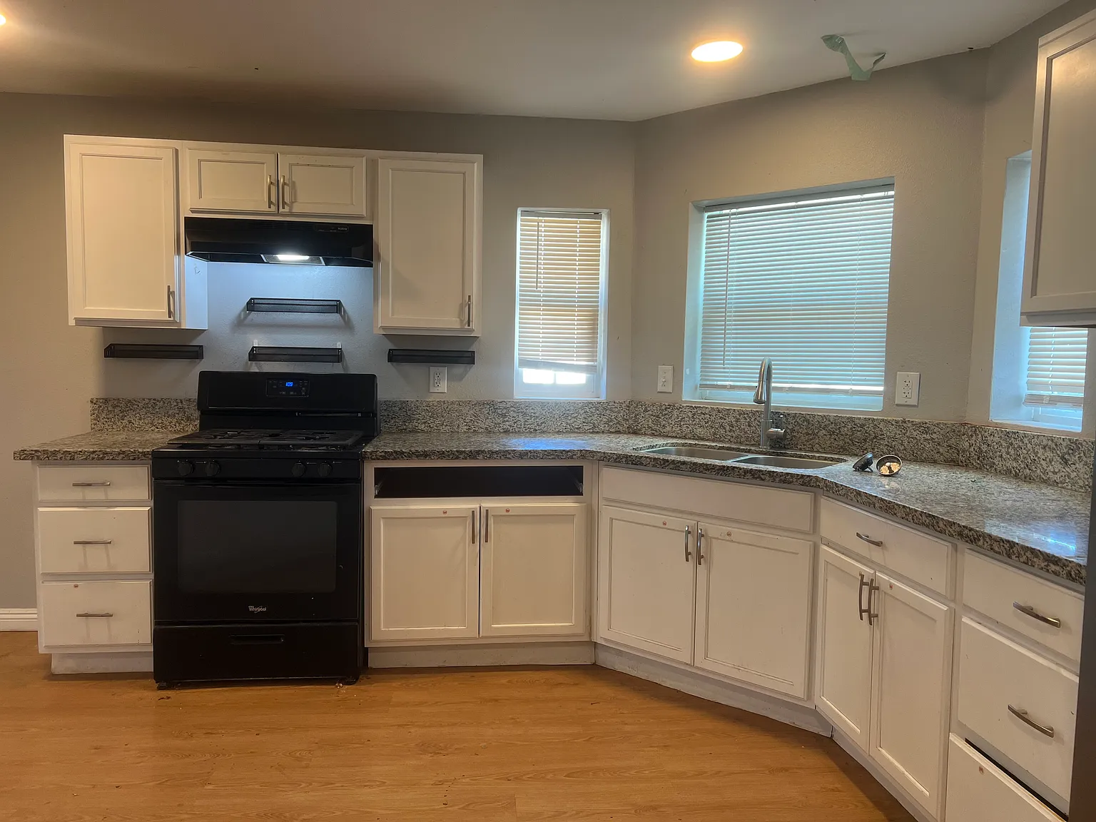 4 bed, 1666 sqft, $2,150 — Photo 4