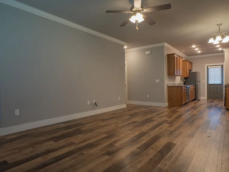 1735 Booker Cir — Photo 8