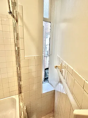 Rented by Compass | media 13