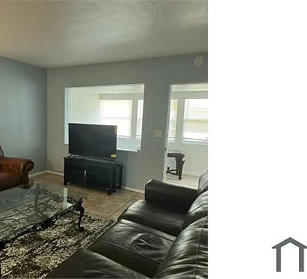 3 bed, 1000 sqft, $2,100 — Photo 3
