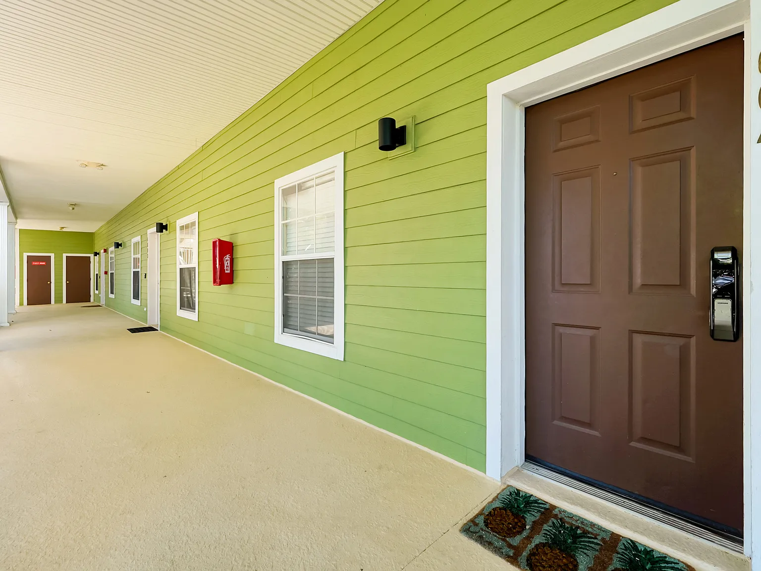 3 bed, $3,150 — Photo 4