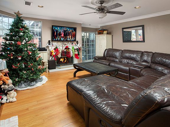 2nd image of 14172 Ebony Way