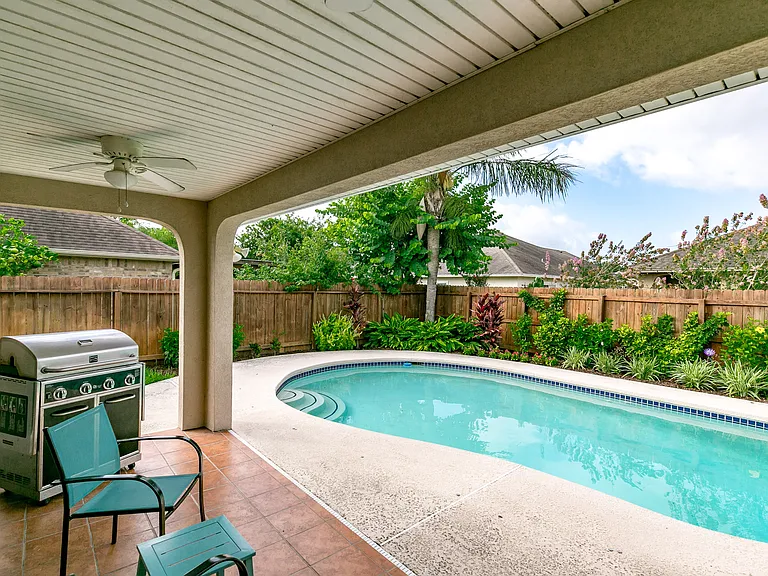 7005 Madiera Dr — Photo 22