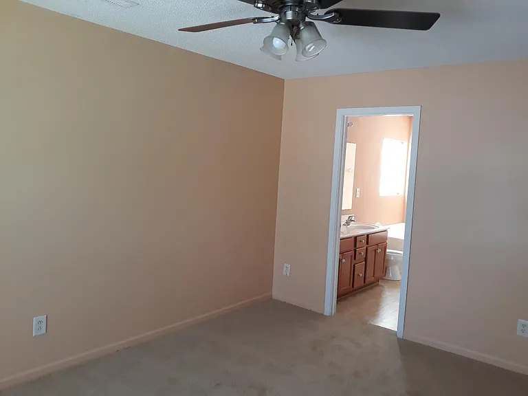 6839 Squirrels Foot Ct — Photo 6