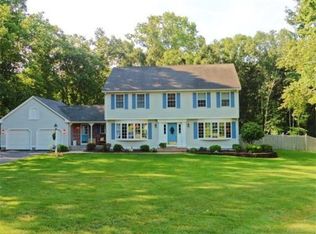 7 Deer Run Dr, Wilbraham, MA 01095