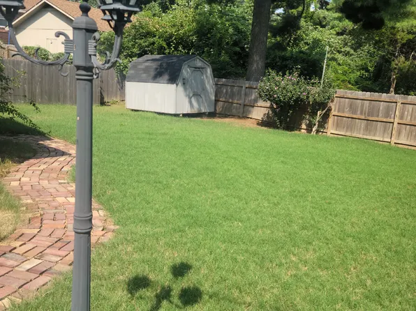 912 Twin Oaks Ave, Jonesboro, AR 72401