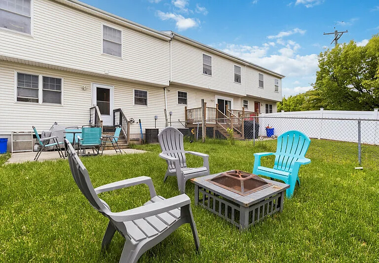 289 Muhammad Ali Ave — Photo 17