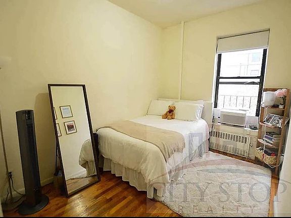 2nd image of 203 W 85th St #2S