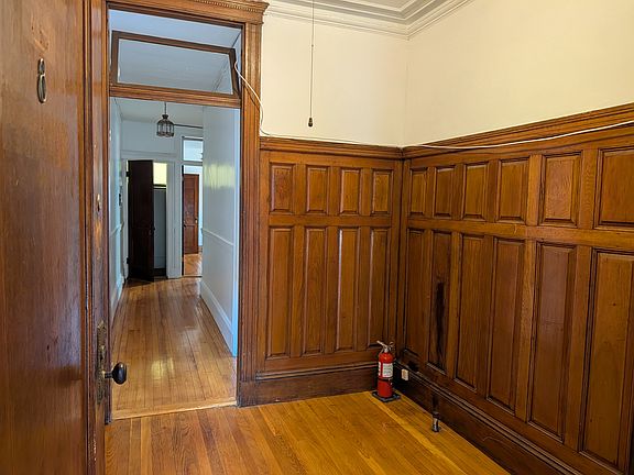 2nd image of 171 Auburn St
