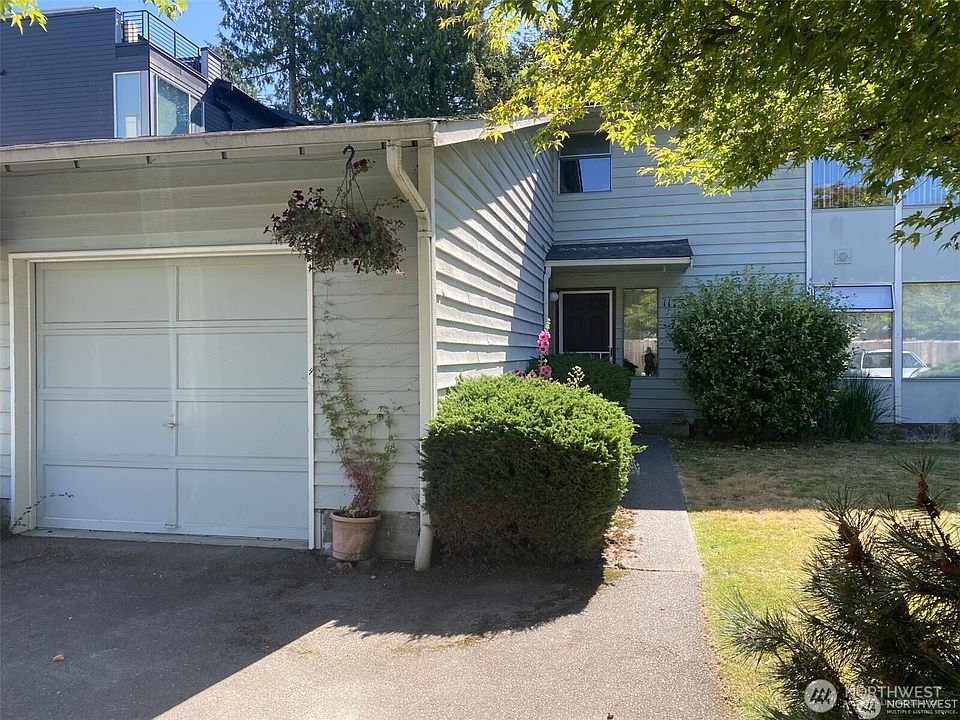 1st image of 11752 Burke Avenue N