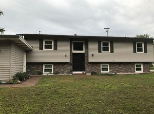 3600 Leonard Ln, Midland, MI 48640