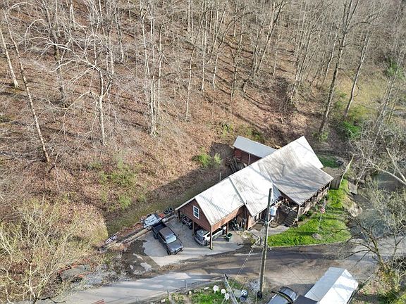 3rd image of 9 Campbell Ln