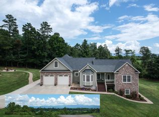30 Ridge Glen Ln, Leicester, NC 28748