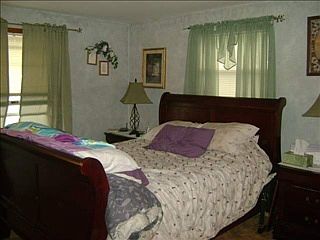 4th image of 703 City View Dr