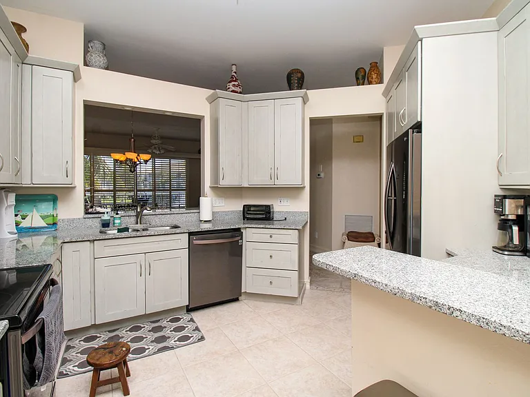 825 Bentwater Cir #101 — Photo 46