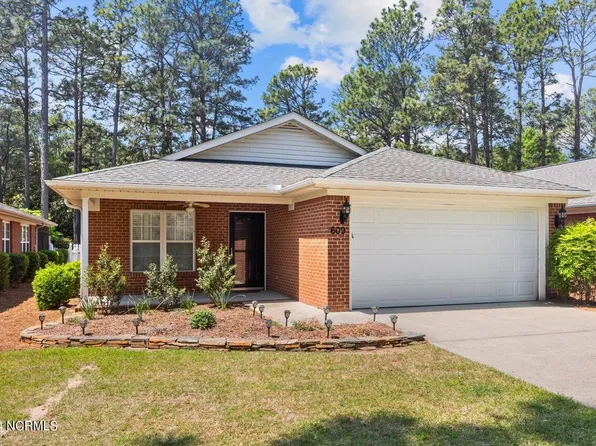609 Pinehurst Trace Drive, Pinehurst, NC 28374