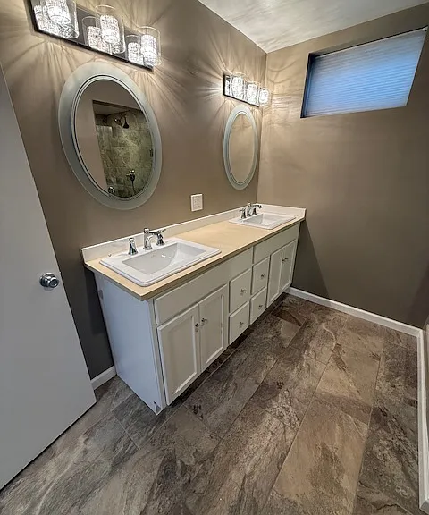 11760 S Riverwood Rd — Photo 78