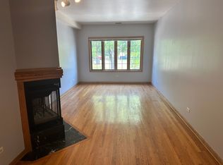 1336 N Cleaver St APT 2, Chicago, IL 60642