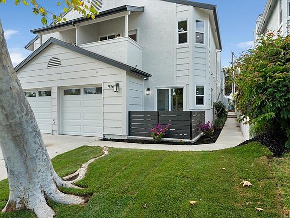 2nd image of 976 Sapphire St