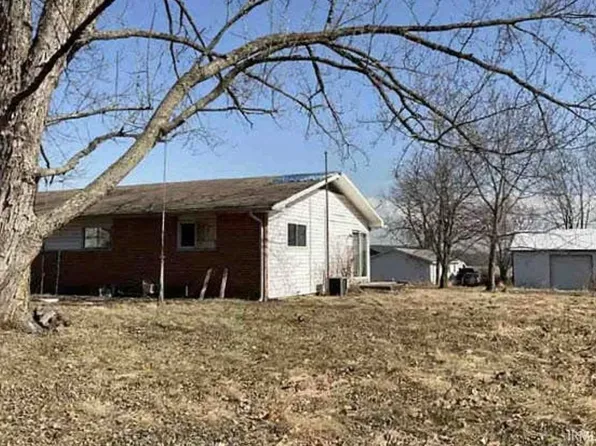 1799 S 4th St, Merom, IN 47861
