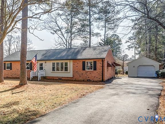 2nd image of 7371 Penrith Dr
