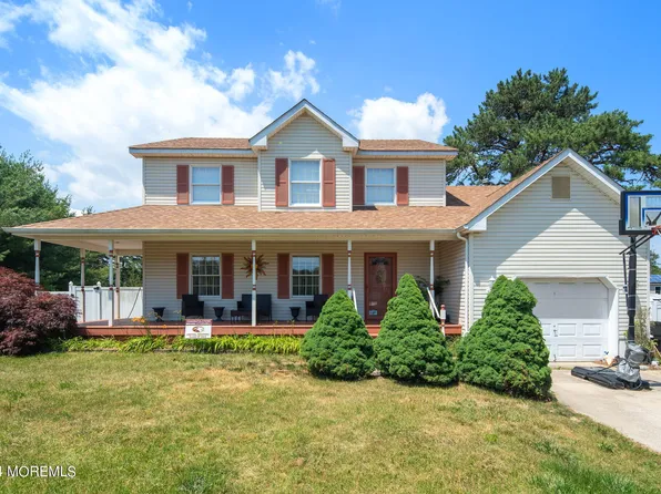 450 Montgomery Street, Bayville, NJ 08721