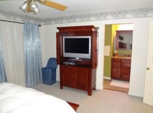 2 Sandstone Ct, Baltimore, MD 21236