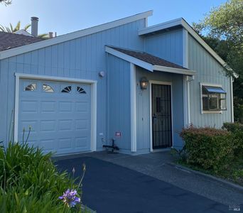 28 Acorn Circle, Petaluma, CA, 94952