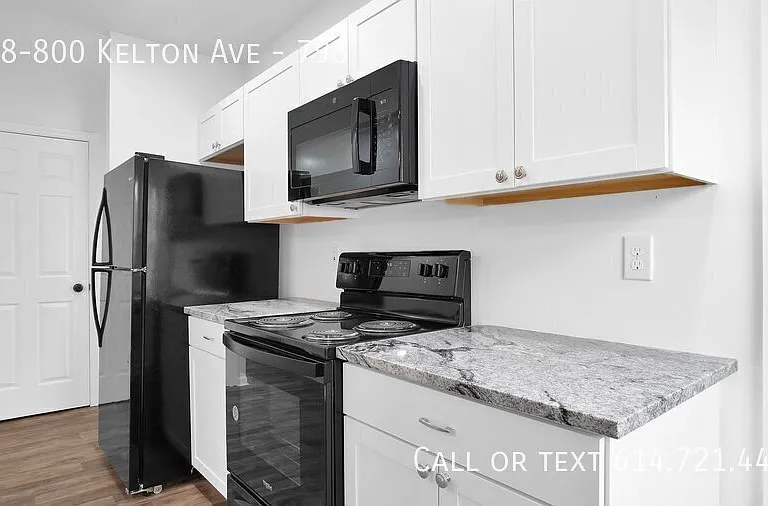 798-800 Kelton Ave #798 — Photo 2