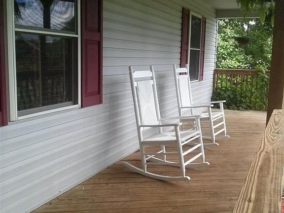 5th image of 105 Oakridge Dr