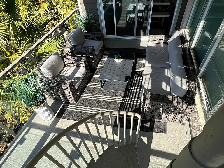 538 Doheny Way — Photo 35