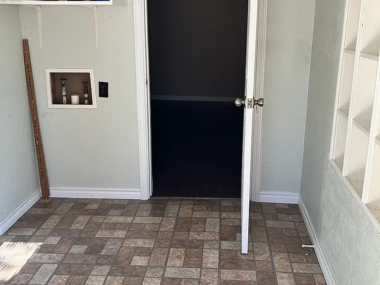 1089 High Point Ln — Photo 10