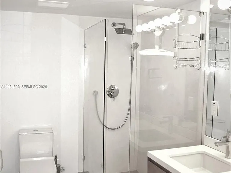 2301 Collins Ave #504 — Photo 14
