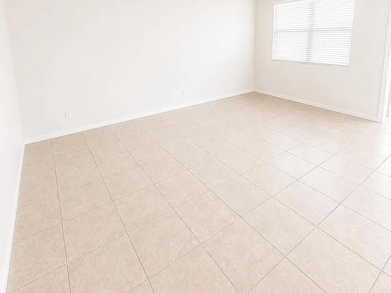 40492 W Jenna Ln — Photo 12