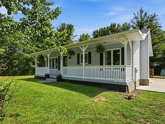 3rd image of 639 Boundary Rd